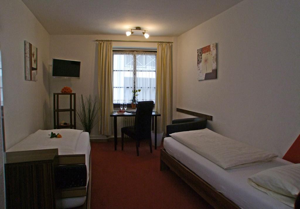 קנזינגן Hotel Beller מראה חיצוני תמונה