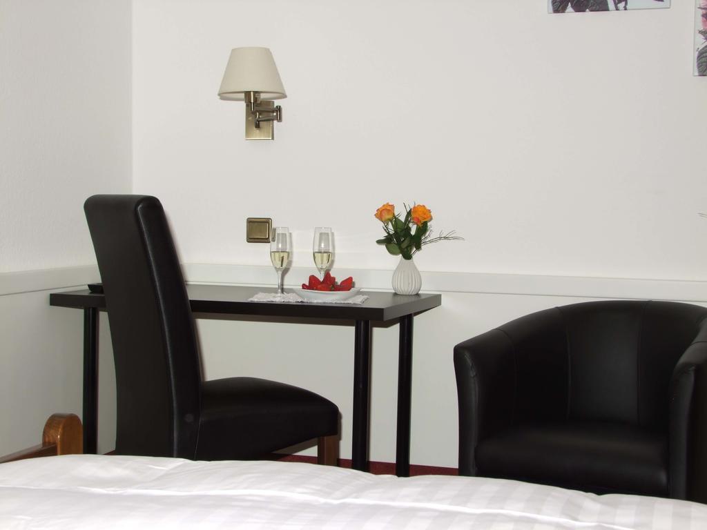 קנזינגן Hotel Beller מראה חיצוני תמונה